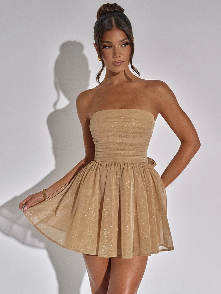 Vestido Curto Sem Alças de Brilho Modern Glam Luxo